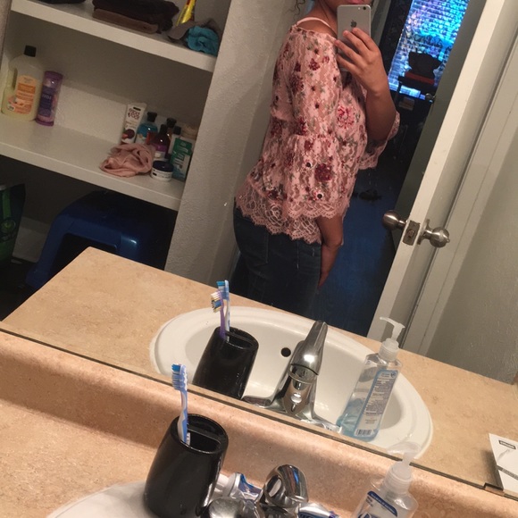 Shirt - Picture 4 of 4